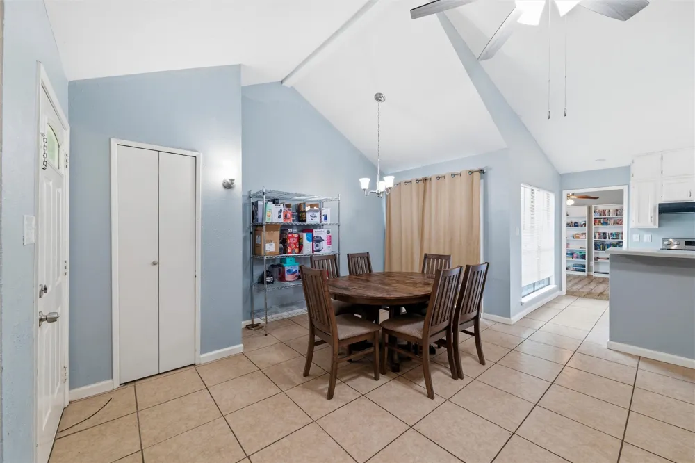 7254 Pineberry Road Dallas, TX 75249