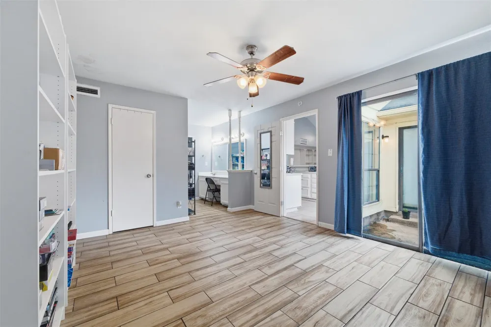 7254 Pineberry Road Dallas, TX 75249