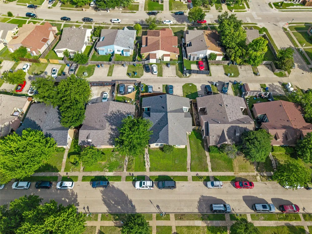 7254 Pineberry Road Dallas, TX 75249