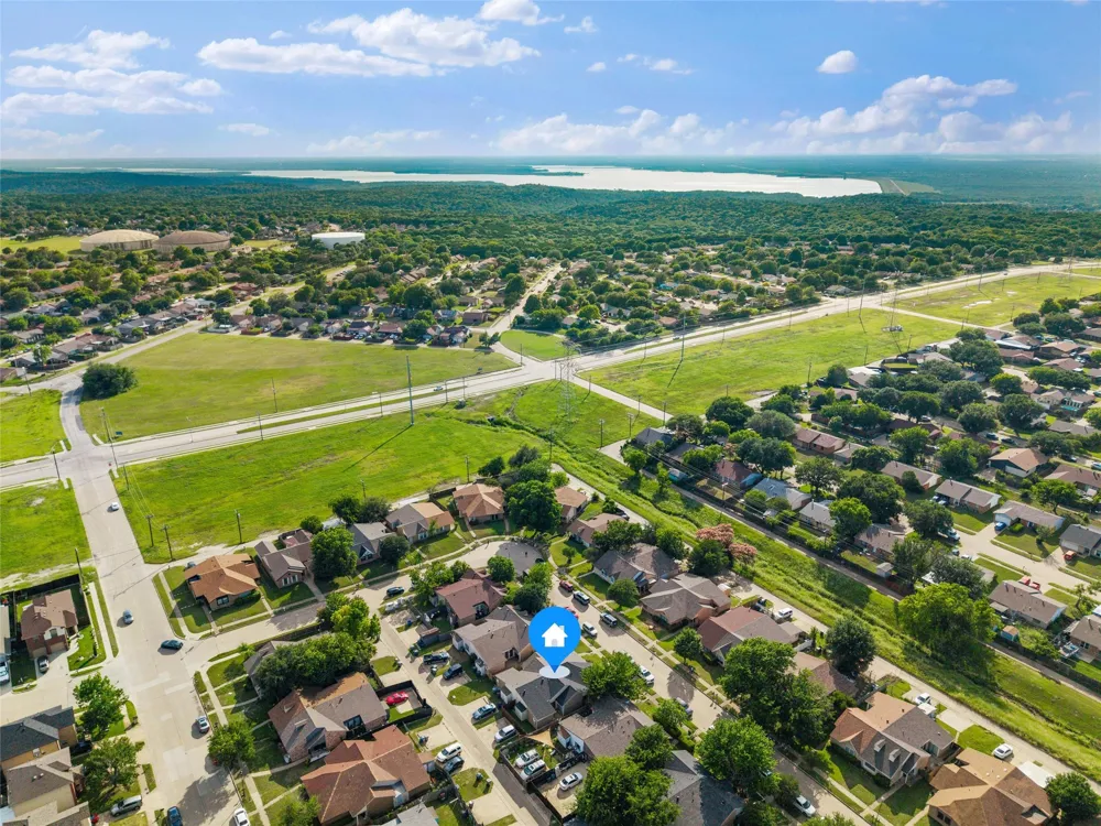 7254 Pineberry Road Dallas, TX 75249