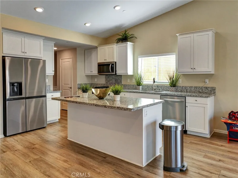 13206 Sierra Moreno Way Victorville, CA 92394