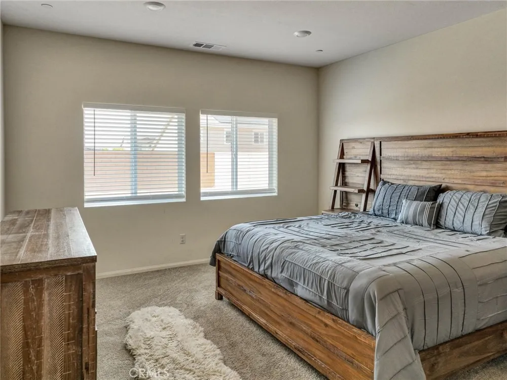 13206 Sierra Moreno Way Victorville, CA 92394