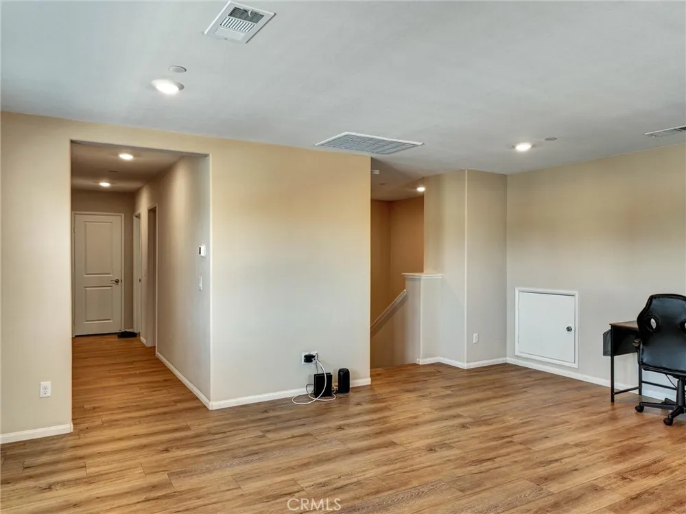 13206 Sierra Moreno Way Victorville, CA 92394