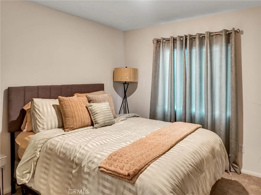 13206 Sierra Moreno Way Victorville, CA 92394