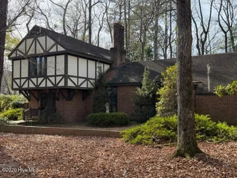 509 Bentmoor Drive