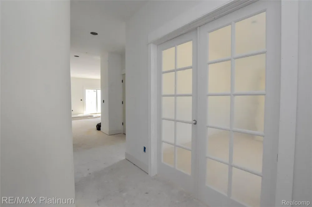 4570 Stillmeadow Genoa Township, MI 48843