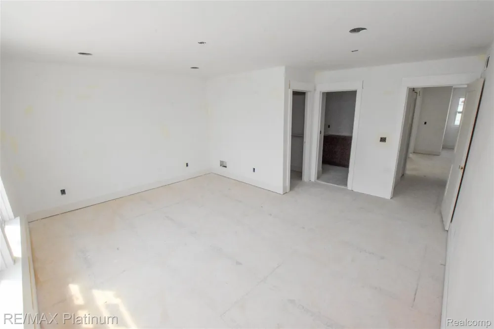 4570 Stillmeadow Genoa Township, MI 48843