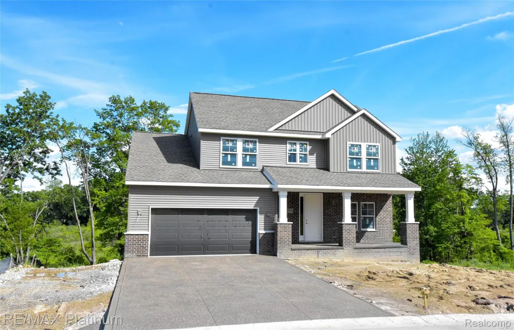 4570 Stillmeadow Genoa Township, MI 48843