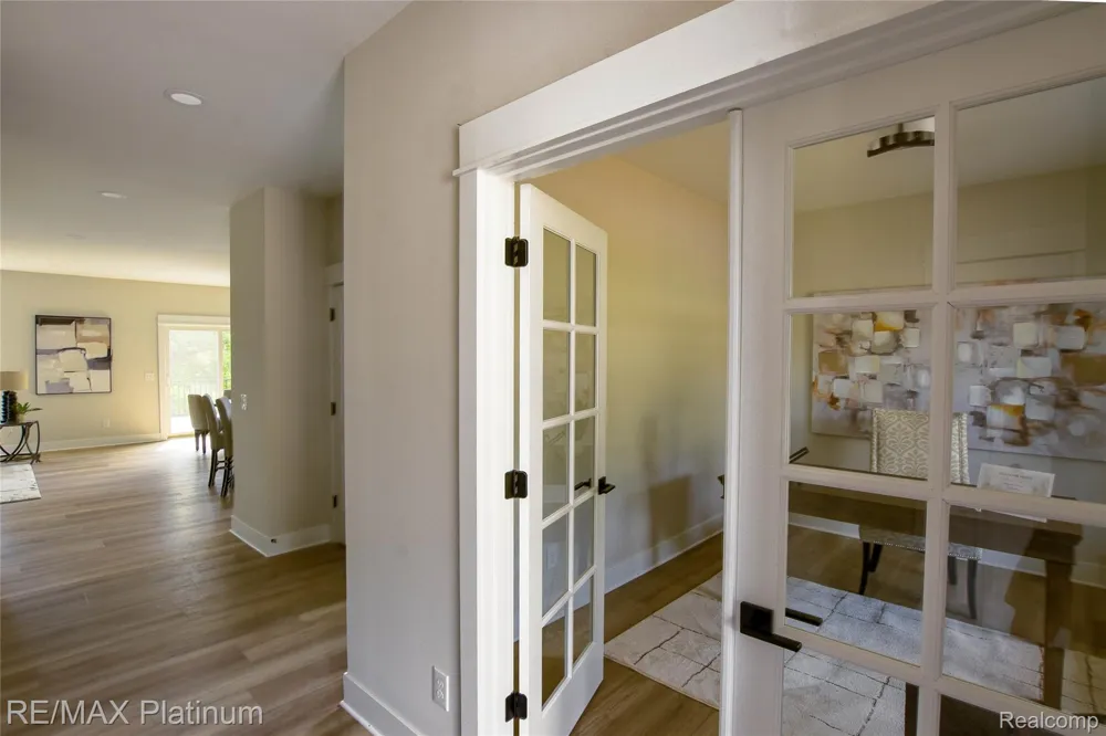 4570 Stillmeadow Genoa Township, MI 48843