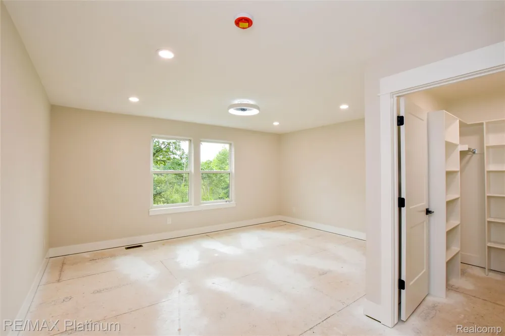 4570 Stillmeadow Genoa Township, MI 48843
