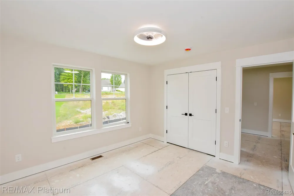4570 Stillmeadow Genoa Township, MI 48843
