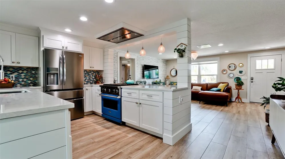 522 68TH STREET Holmes Beach, FL 34217