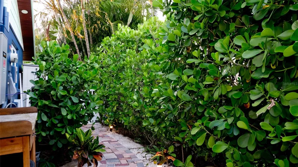 522 68TH STREET Holmes Beach, FL 34217