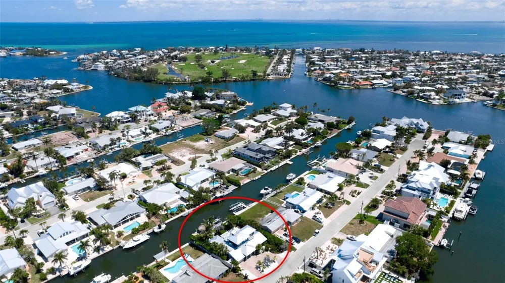 522 68TH STREET Holmes Beach, FL 34217