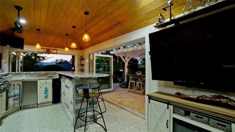 522 68TH STREET Holmes Beach, FL 34217