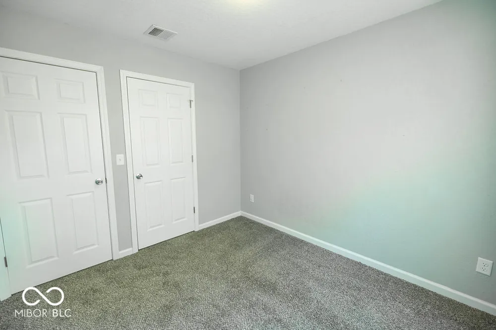 12 Vintage Circle Scottsburg, IN 47170