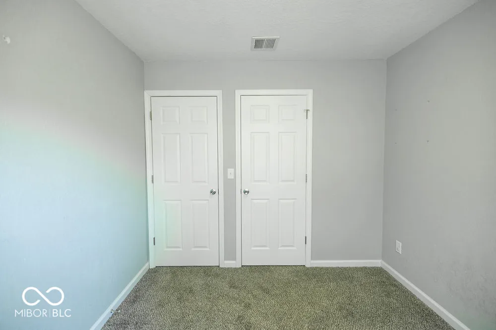 12 Vintage Circle Scottsburg, IN 47170