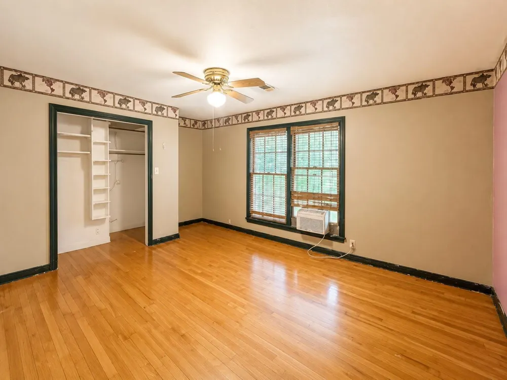 131 Daisy Street Lake Jackson, TX 77566