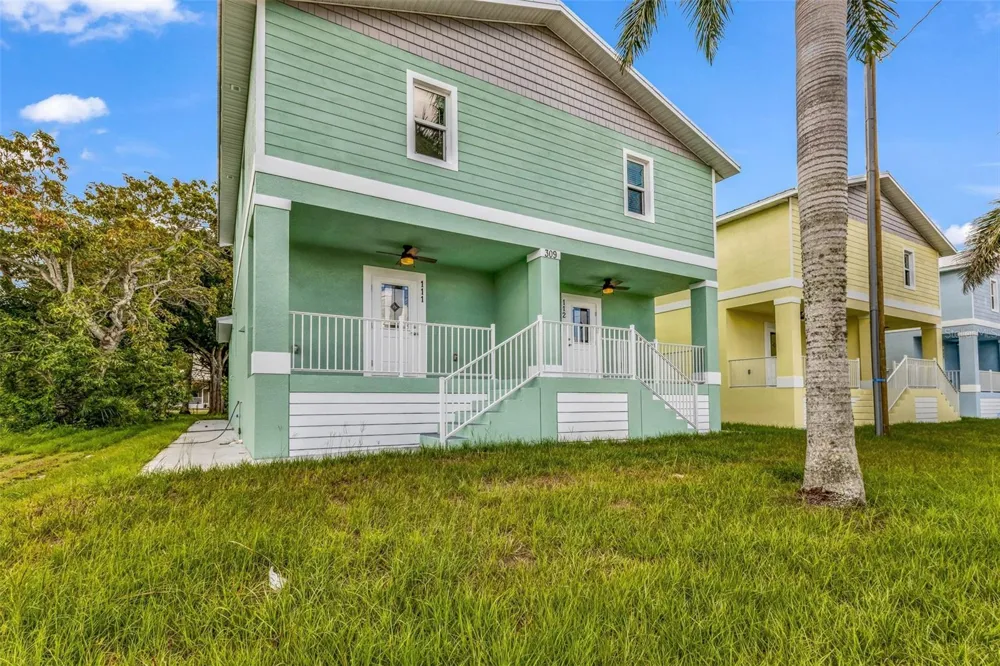 309 E VIRGINIA AVENUE Punta Gorda, FL 33950