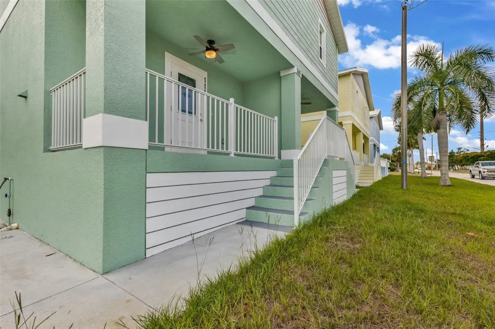 309 E VIRGINIA AVENUE Punta Gorda, FL 33950
