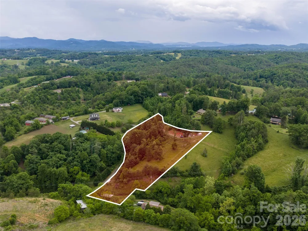 21 Joy Hughes Lane Leicester, NC 28748