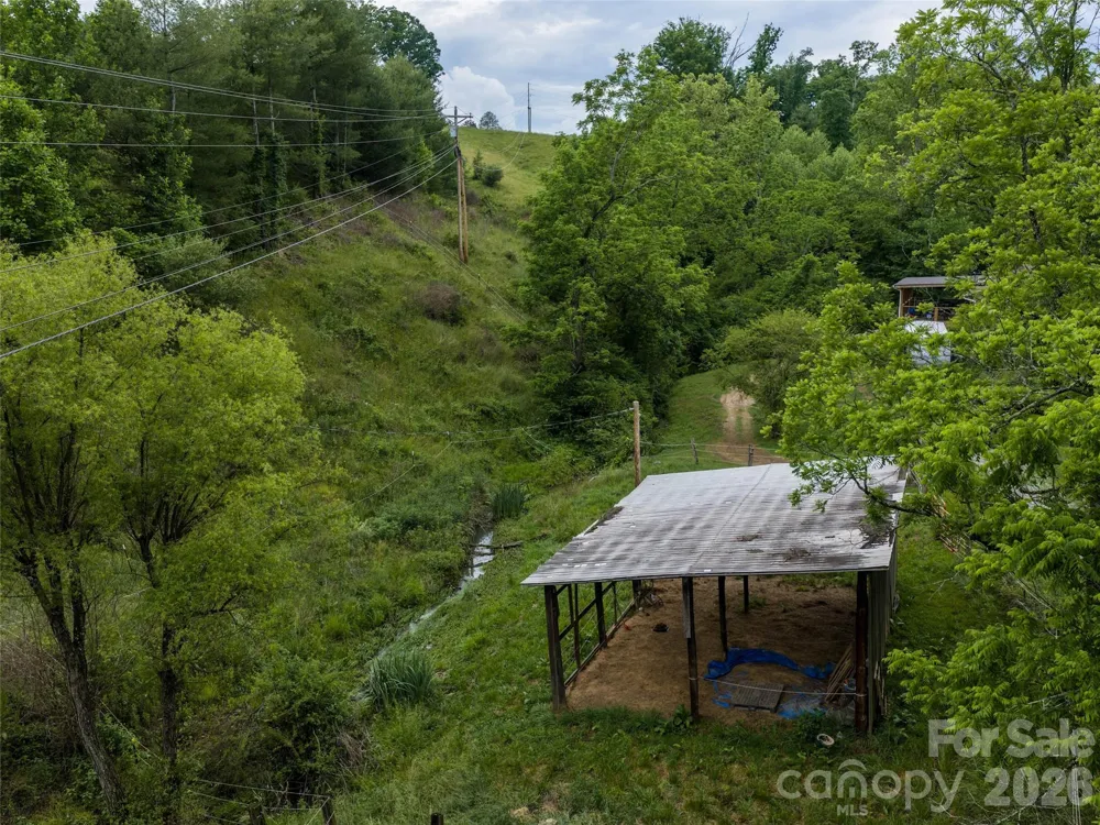 21 Joy Hughes Lane Leicester, NC 28748