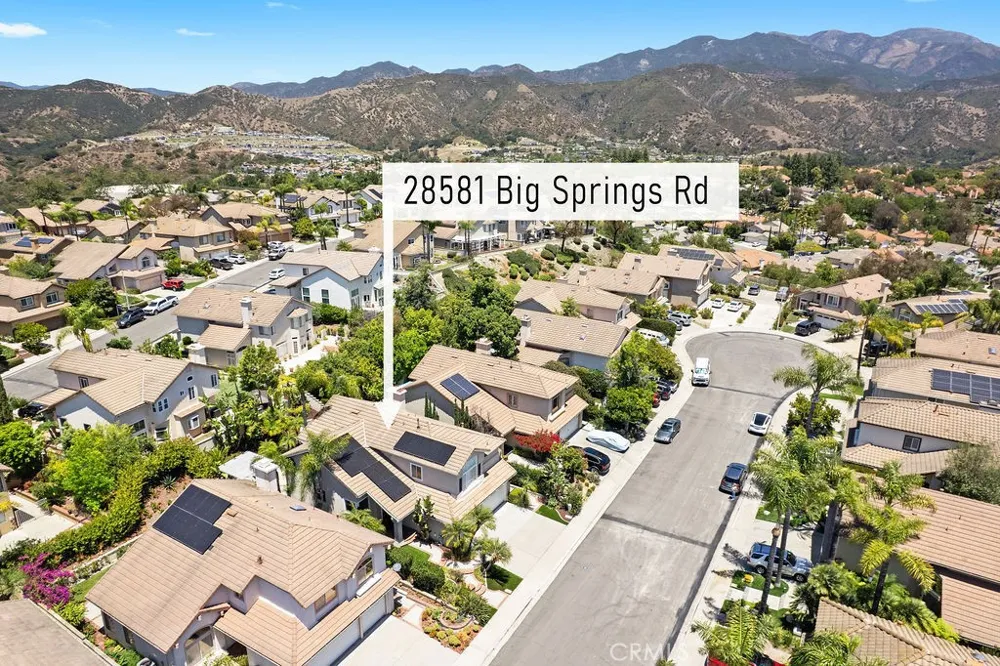 28581 Big Springs Lake Forest, CA 92679