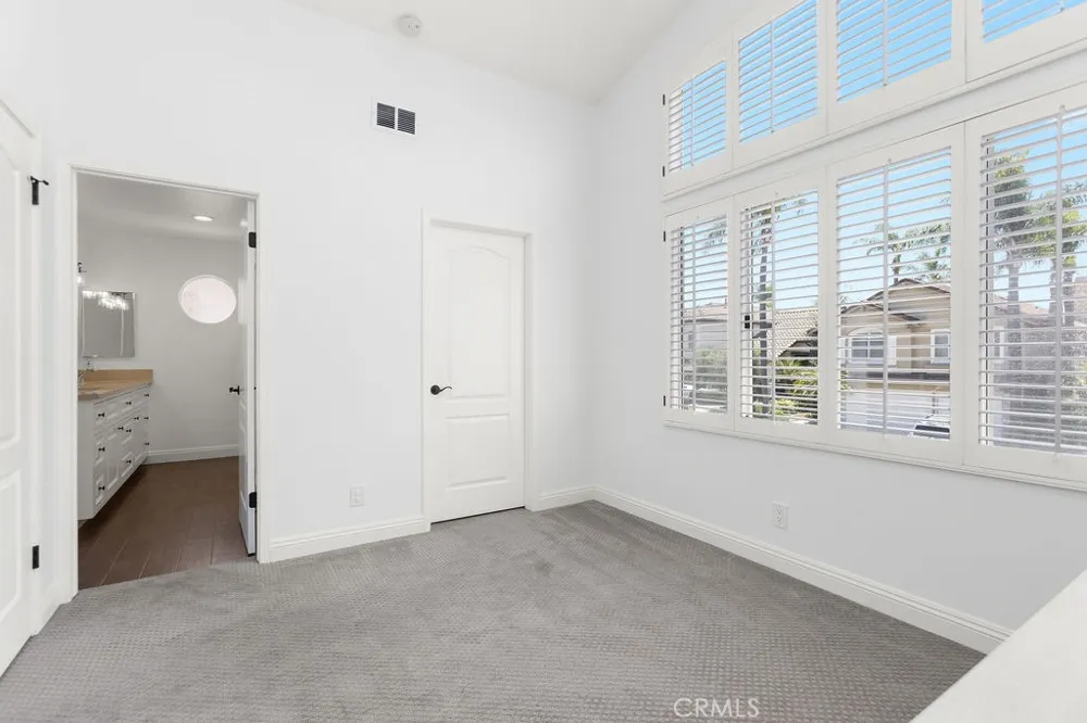 28581 Big Springs Lake Forest, CA 92679