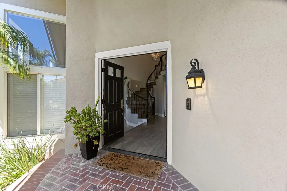 28581 Big Springs Lake Forest, CA 92679