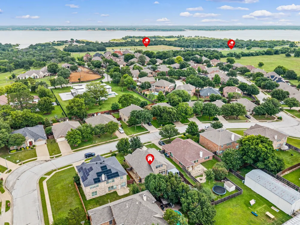 3513 Carlton Street Grapevine, TX 76092