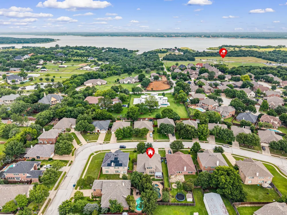 3513 Carlton Street Grapevine, TX 76092
