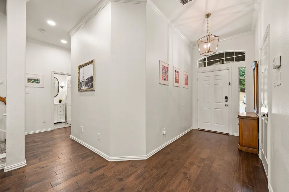 3513 Carlton Street Grapevine, TX 76092