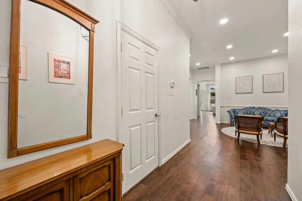 3513 Carlton Street Grapevine, TX 76092
