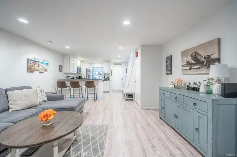12750 Centralia #43