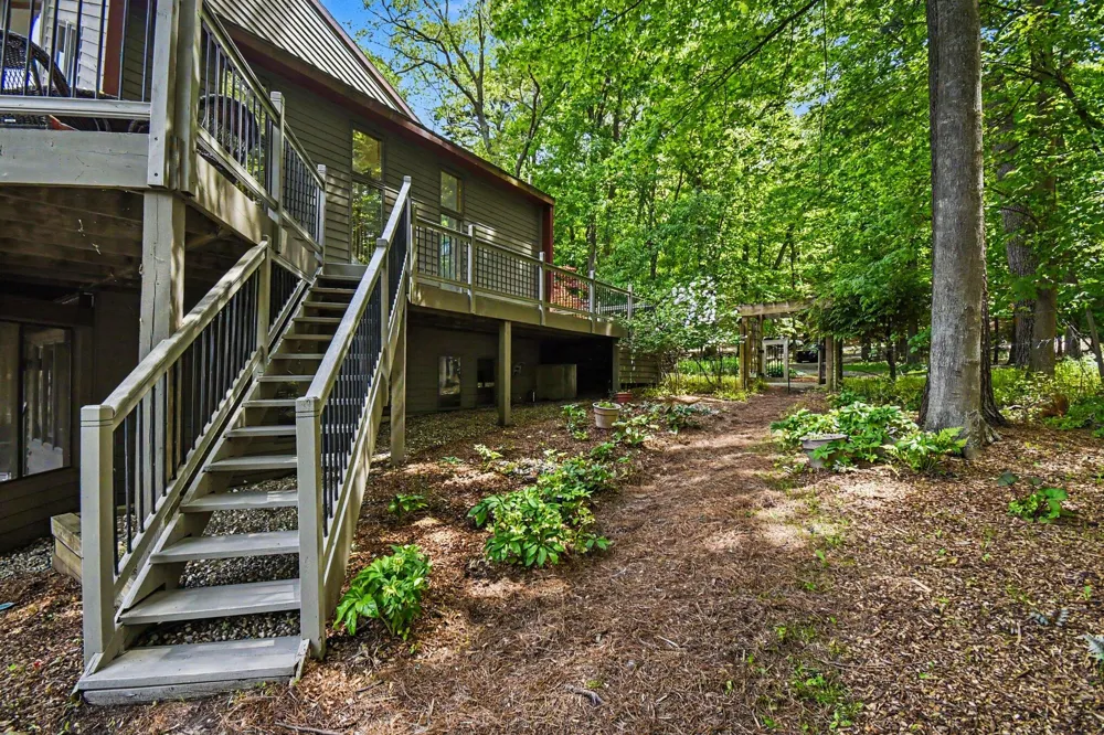 1843 Timber Trail Drive SE Ada, MI 49301