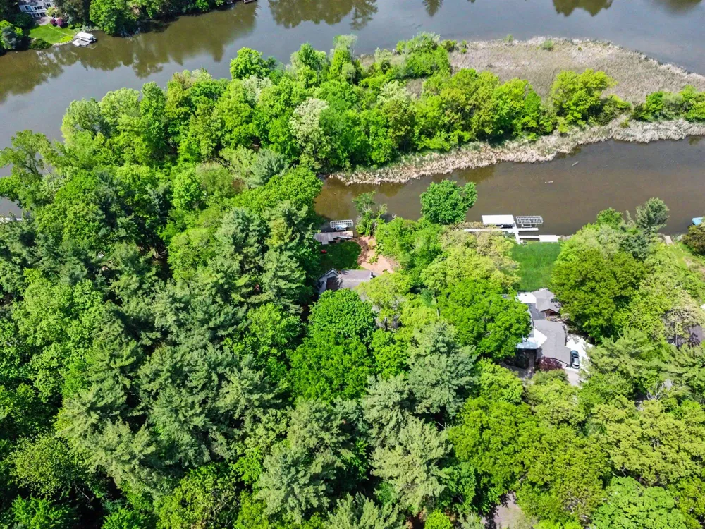 1843 Timber Trail Drive SE Ada, MI 49301