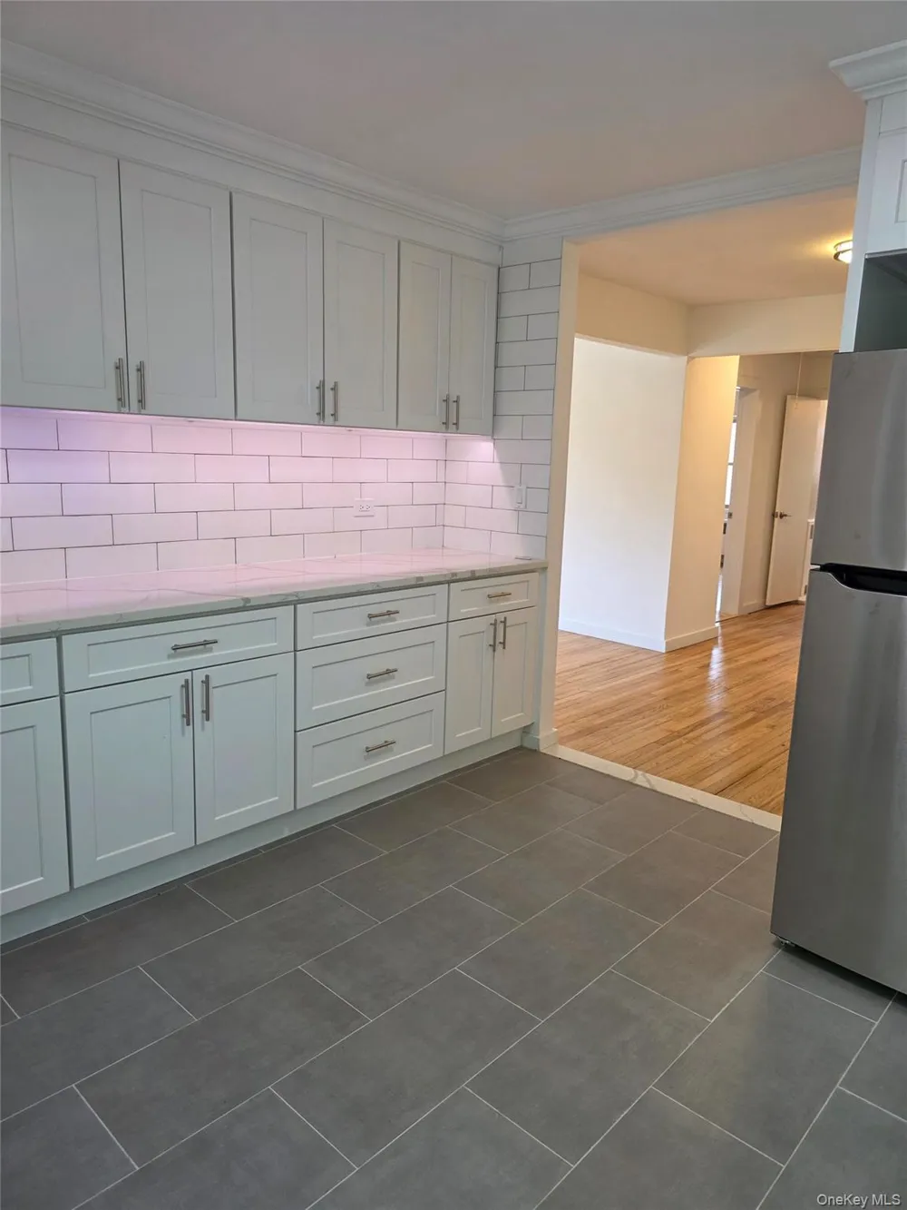 68-36  140 st. #2 Kew Garden Hills, NY 11367