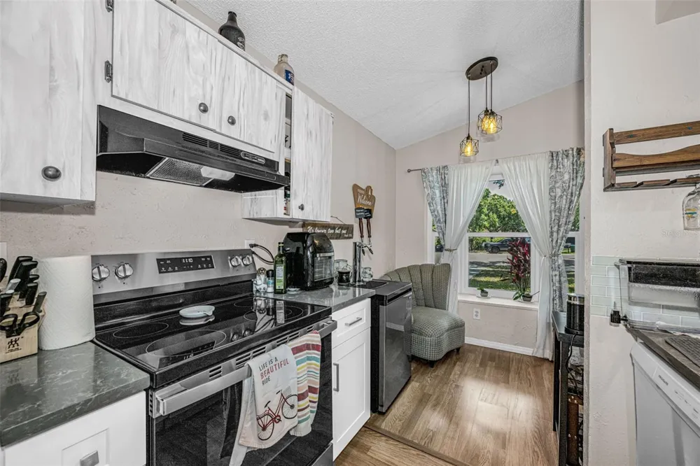 2662 MEGAN COURT Palm Harbor, FL 34684