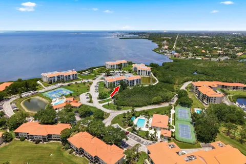 125 MARINER DRIVE #125