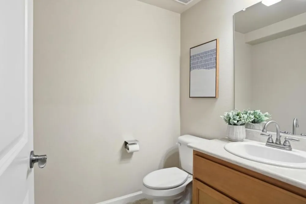 1280 Elm Avenue Greenfield, CA 93927