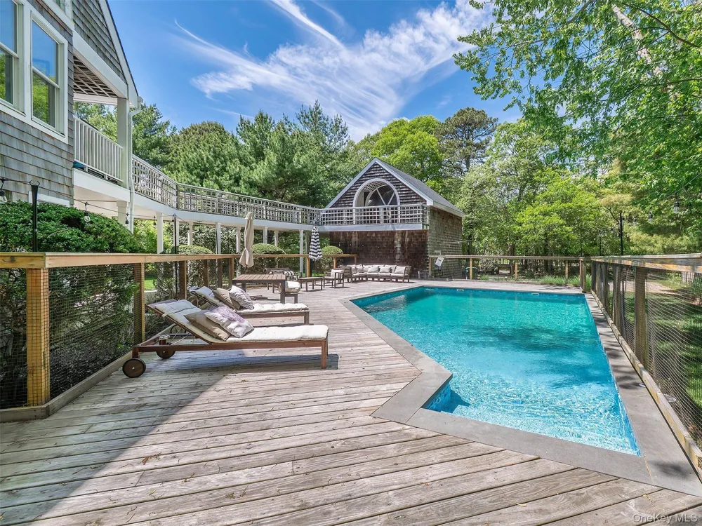 135 Old Meeting House Road Westhampton Beach, NY 11978