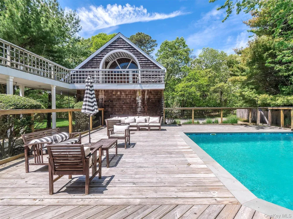 135 Old Meeting House Road Westhampton Beach, NY 11978