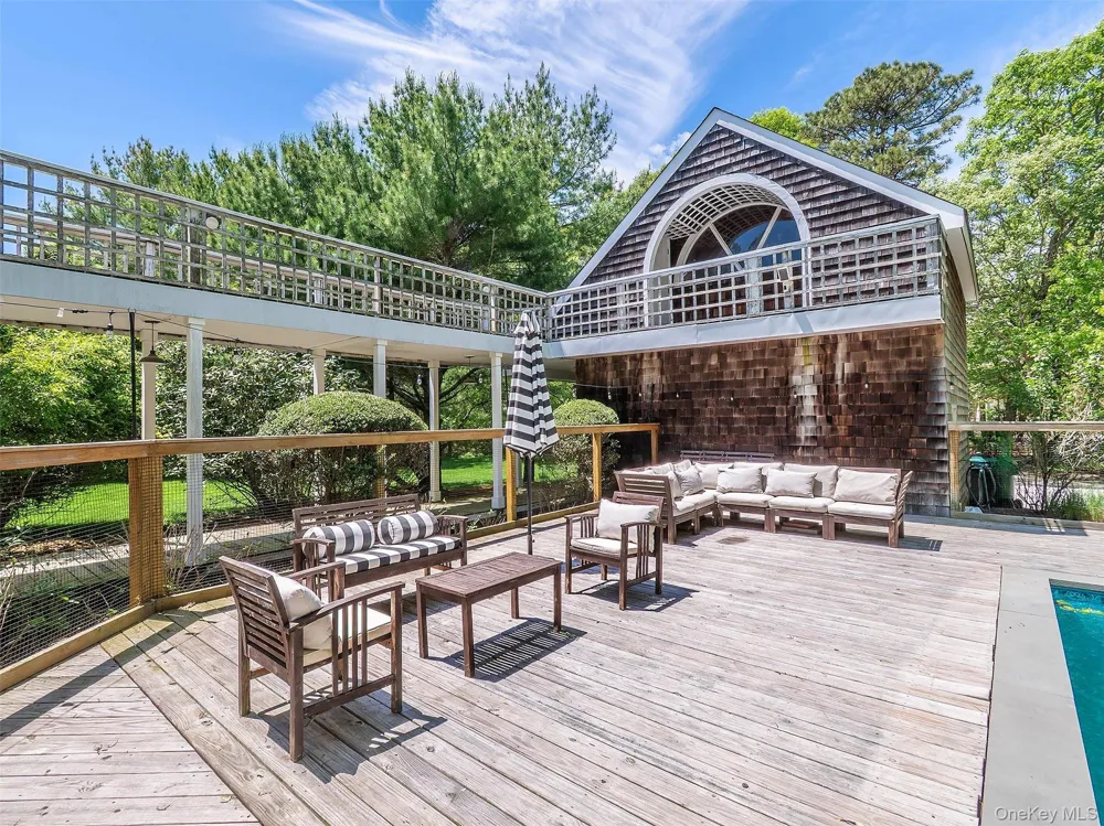 135 Old Meeting House Road Westhampton Beach, NY 11978