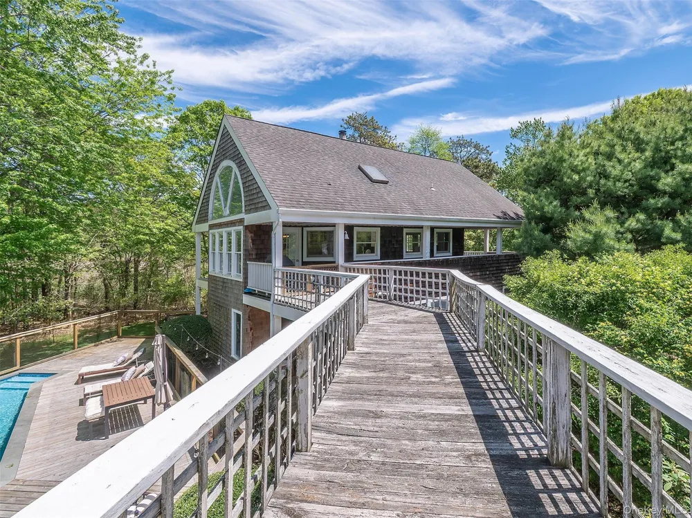 135 Old Meeting House Road Westhampton Beach, NY 11978