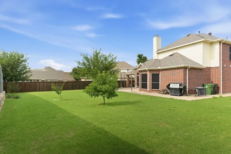 805 Morningside Trail Murphy, TX 75094