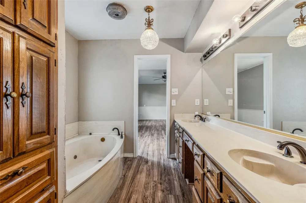 2267 FM 3218 Campbell, TX 75422