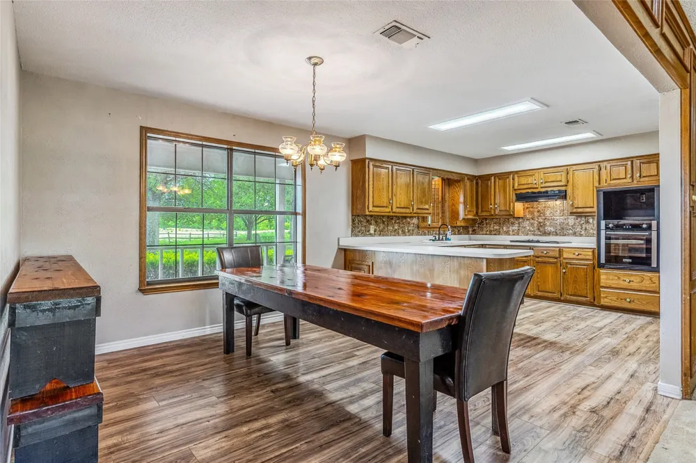 2267 FM 3218 Campbell, TX 75422