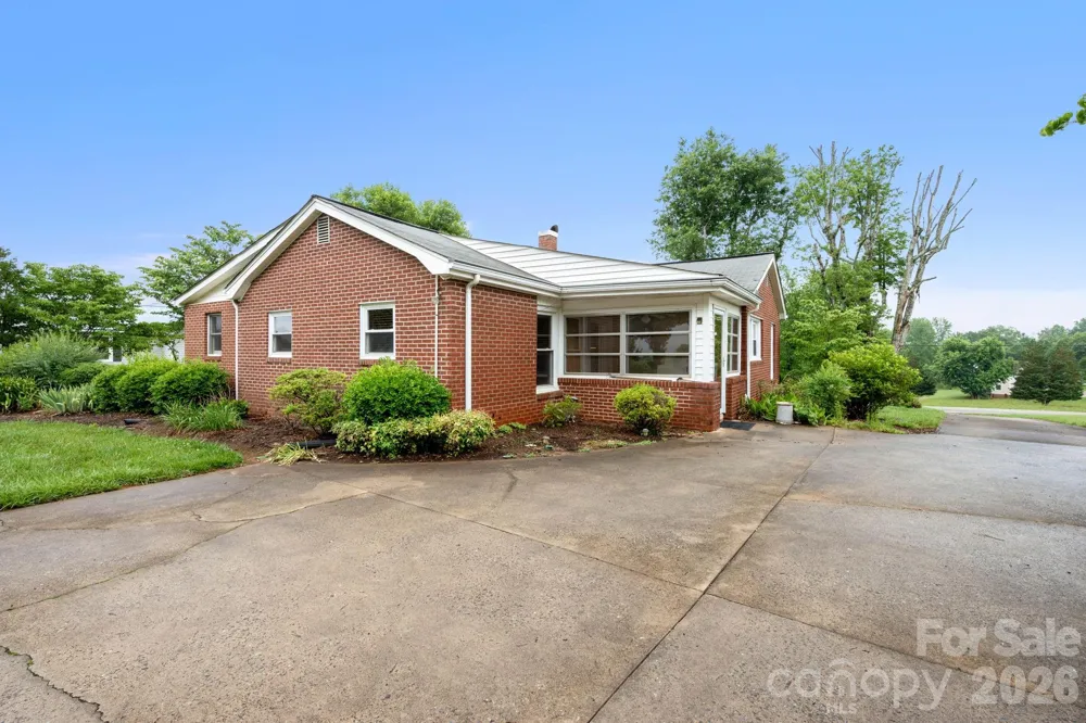 191 Thompson Road Rutherfordton, NC 28139