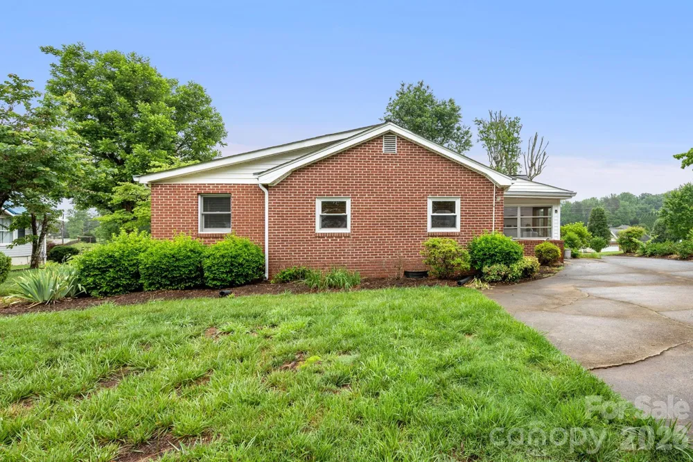 191 Thompson Road Rutherfordton, NC 28139
