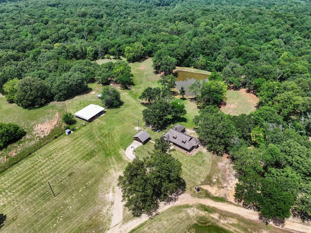 3893 Fm 906 E Powderly, TX 75473